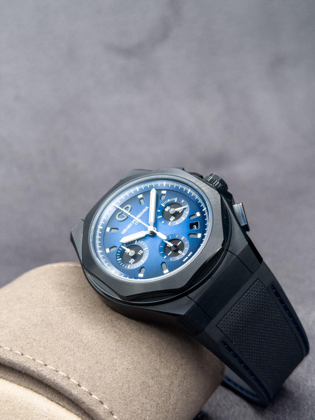 Girard Perregaux Laureato